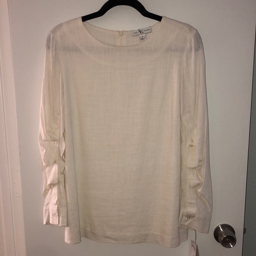 NWT Lana Gabrielle Ruched Long Sleeve Blouse